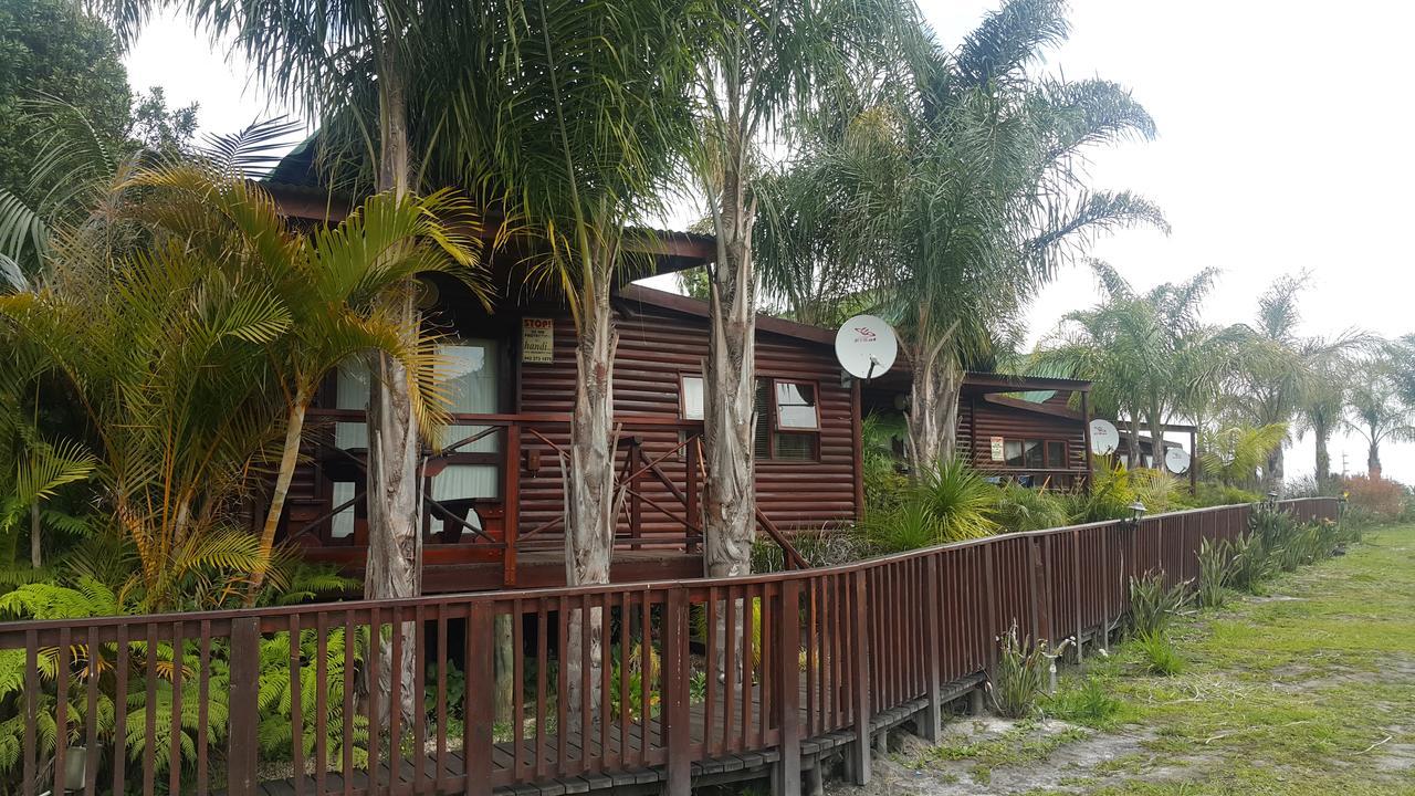 Mountain Breeze Log Cabins Стормсривиер Екстериор снимка