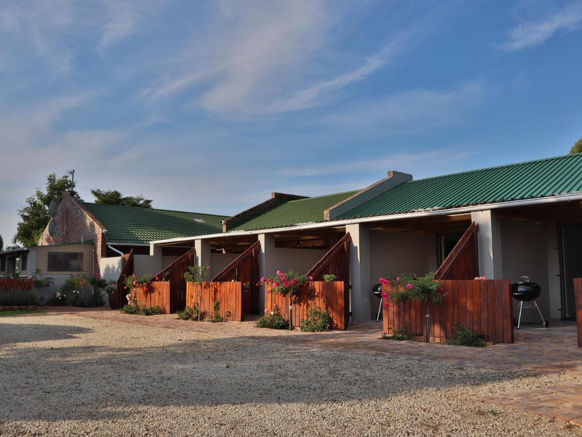 Mountain Breeze Log Cabins Стормсривиер Екстериор снимка